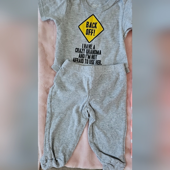 Bundle of 6 pairs baby clothes!!! - Picture 4 of 11